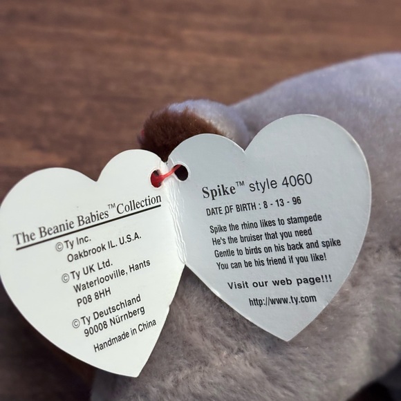 TY Beanie Babies Collection. 1996. Spike, the Gray and Brown Rhino Plush - Picture 11 of 11